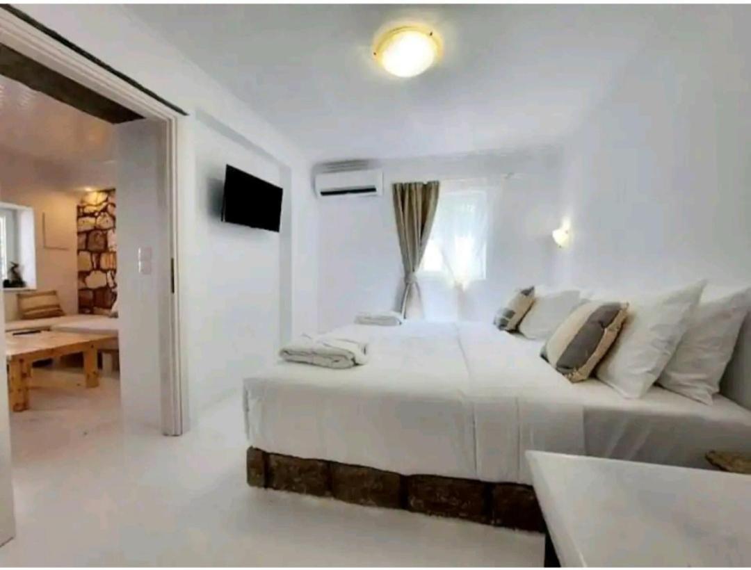 Villa Doriana In Pelekouda Pollonia ภายนอก รูปภาพ